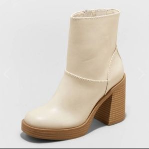 8" Universal Thread Women's Olly Platform Boots - Off White - Womens 